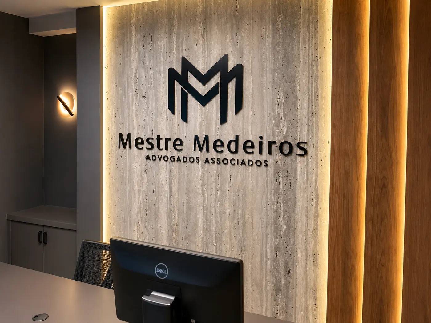 Letras caixa em recepção 
