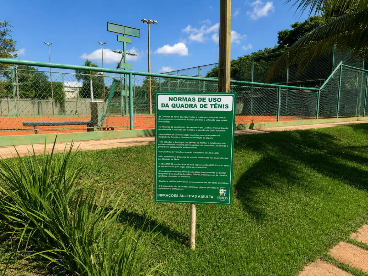Placa em acrílico com identidade visual